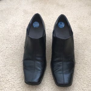 Black Aerosoles booties